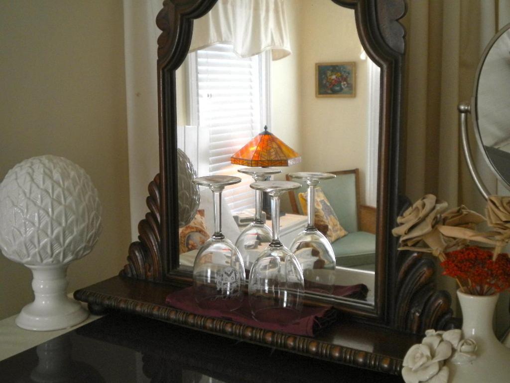 The Stirling House Waterfront Inn גרינפורט מראה חיצוני תמונה